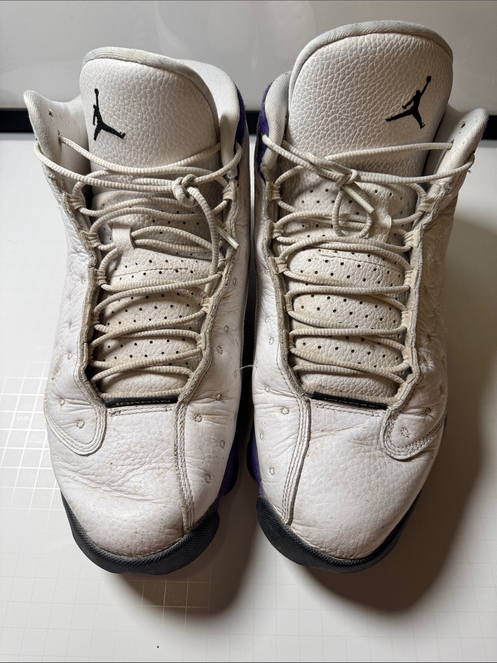 Nike Men’s White and Purple Basketball Sneakers